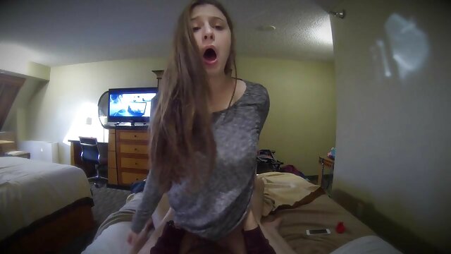 أفلام عالية الجودة :  فتاة سكس اجنبي جديد مترجم مع شعر كس هو الحصول على السائل المنوي داخل مؤخرتها الأفلام الإباحية 