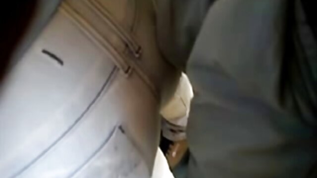 جودة عالية :  فاتنة سكس اجنبي مدبلج تقلع حمالة صدرها و سراويل ثم انها يستمني فيديو سكس 