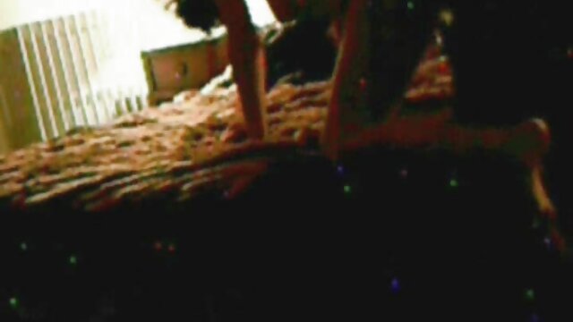 أفلام عالية الجودة :  امرأة افلام سكس اجنبي 2017 سمراء مع الحمار الساخنة هو الحصول على ديك لها مثير جولة الحمار الأفلام الإباحية 
